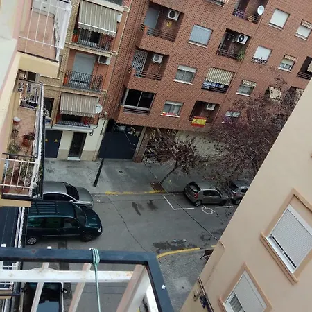 Burjassot Mestalla Apartment *